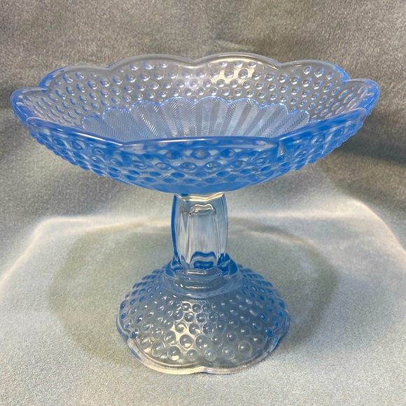 Gorham Dining Gorham Footed Hobnail And Feather Ice Blue Glass